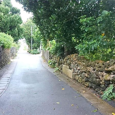 石垣島 一棟貸切りのお宿 ちゅら赤瓦 Ishigaki  المظهر الخارجي الصورة